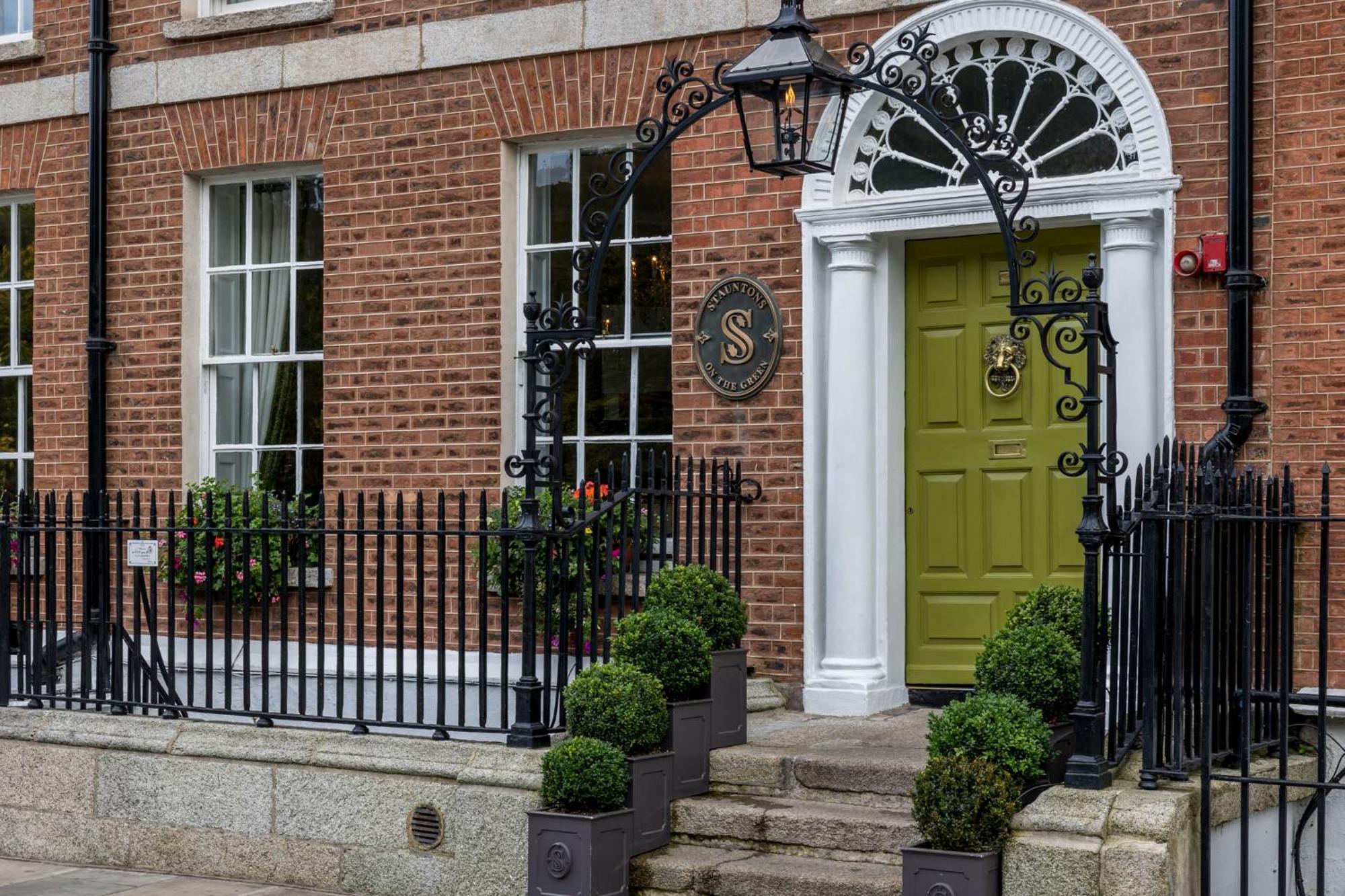 Stauntons On The 3* Dublín