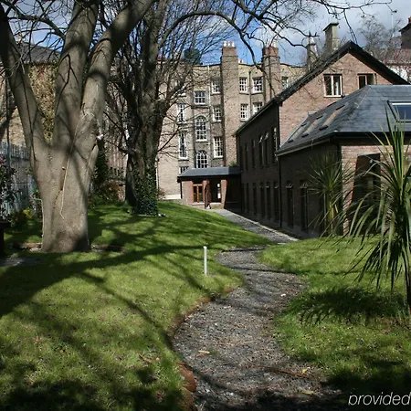 Stauntons On The Green Hotel 